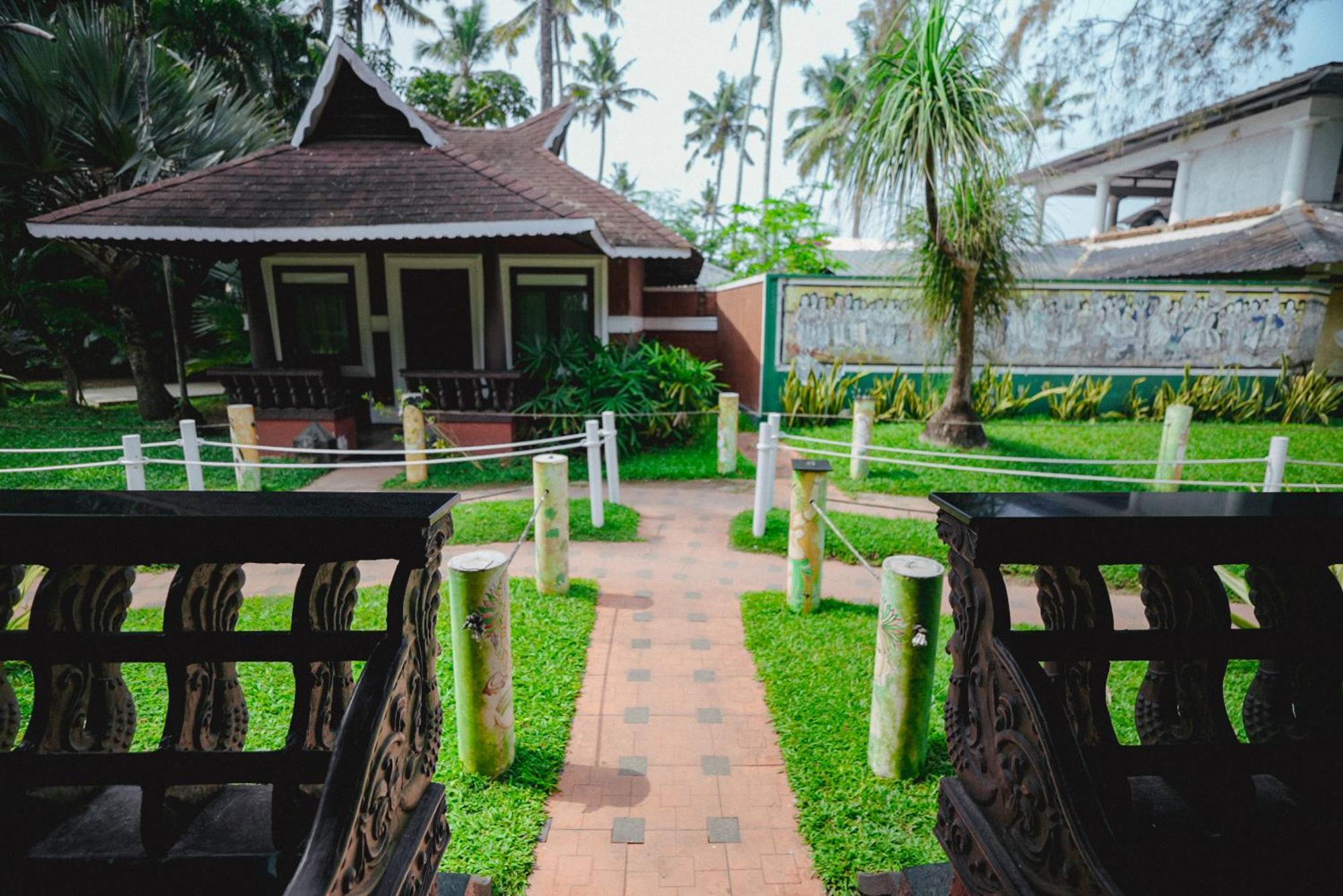 Clafouti Beach Resort - A Seafacing Resort Varkala Eksteriør bilde