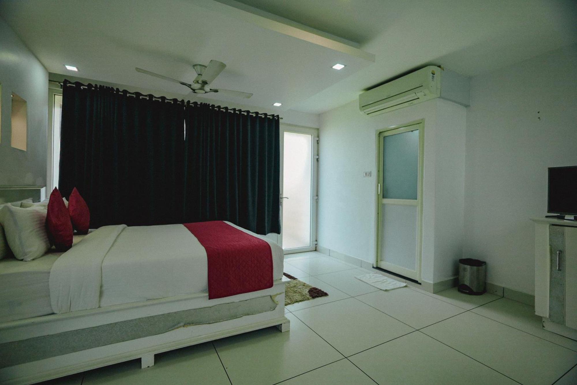 Clafouti Beach Resort - A Seafacing Resort Varkala Eksteriør bilde